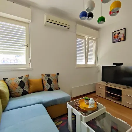 Sea Apartment *